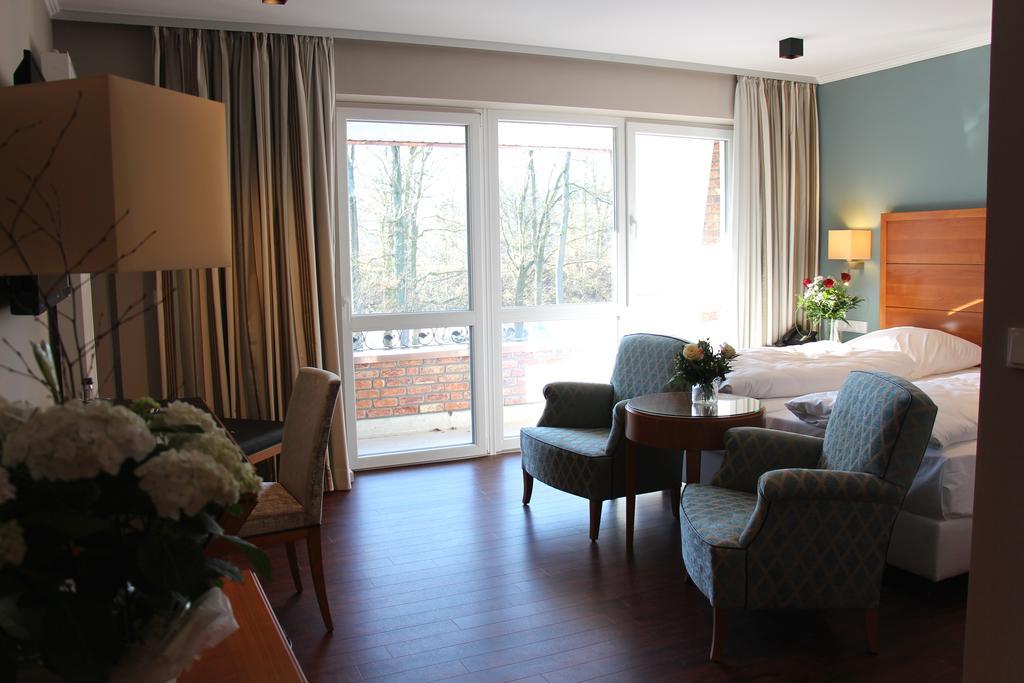 Gut Altona Hotel Dotlingen Exterior photo